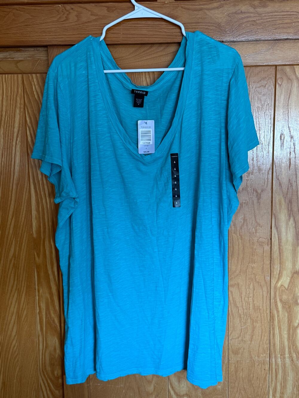 NWT Torrid Heritage Slub V-Neck Tee, Aqua/Teal, Size 4X